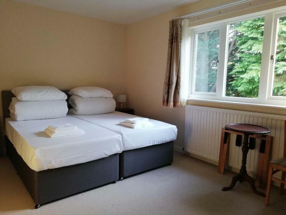 Robinhill Garden Hotel Forres Eksteriør billede